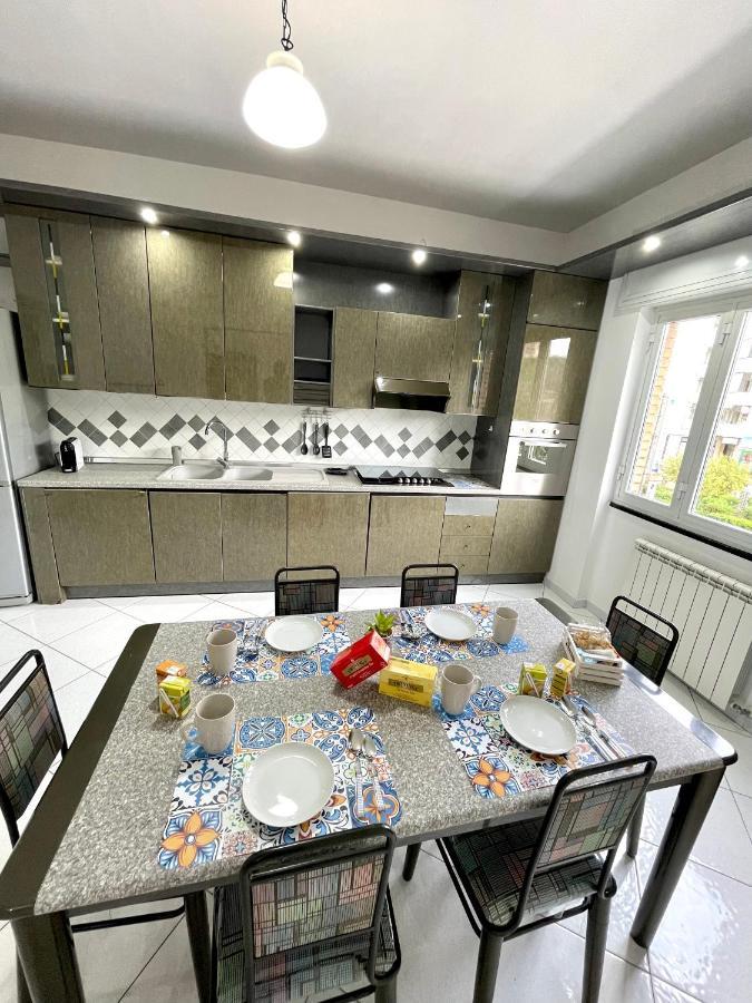 Madras Apartment San Giorgio a Cremano Esterno foto